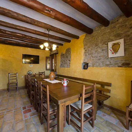 Casa Trallero דירה Almazorre